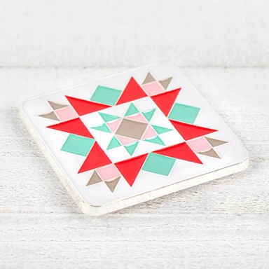  Prim Star Enamel Needle Minder