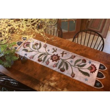 Prairie Rose Table Runner